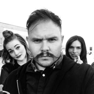 Meet your Posher, Adam